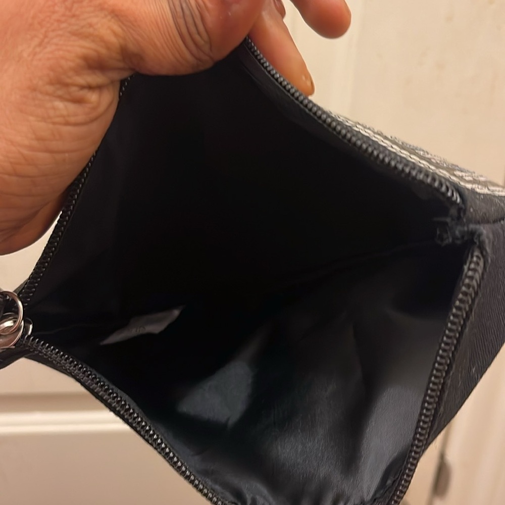 Victoria's Secret please check all picture of condition - Picture 12 of 17